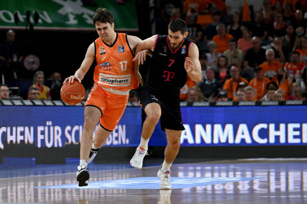 而能在以天 而能在以天