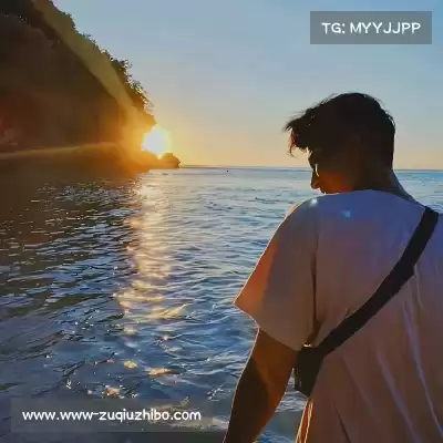 焦轲益